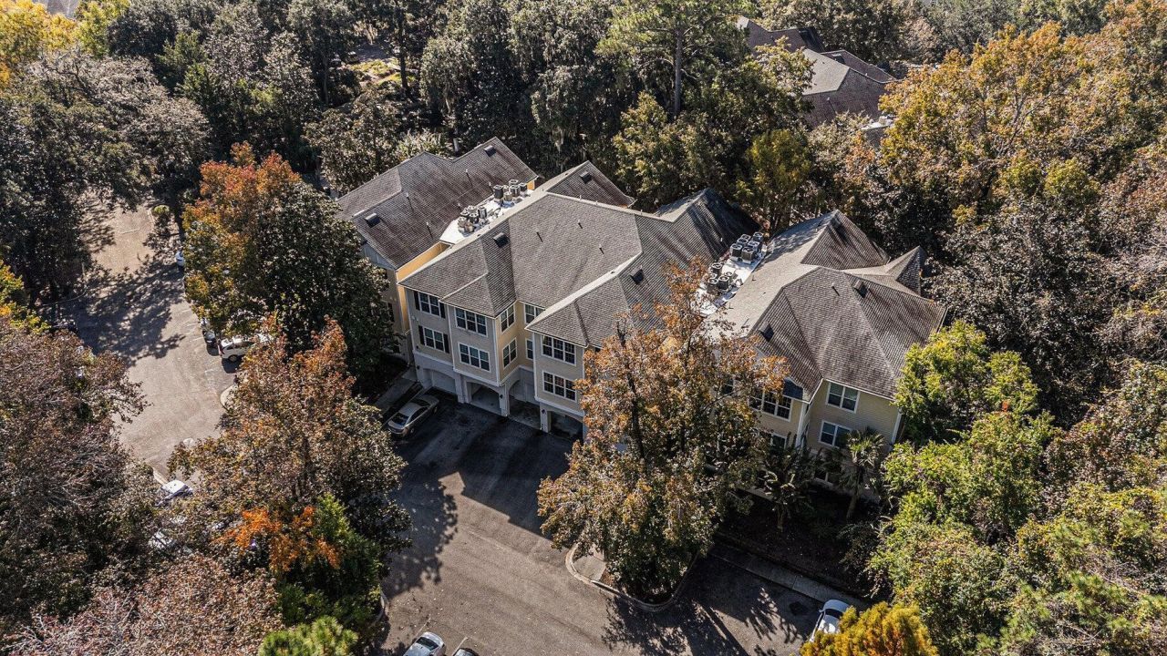 60 Fenwick Hall Allee 723 Photo 30