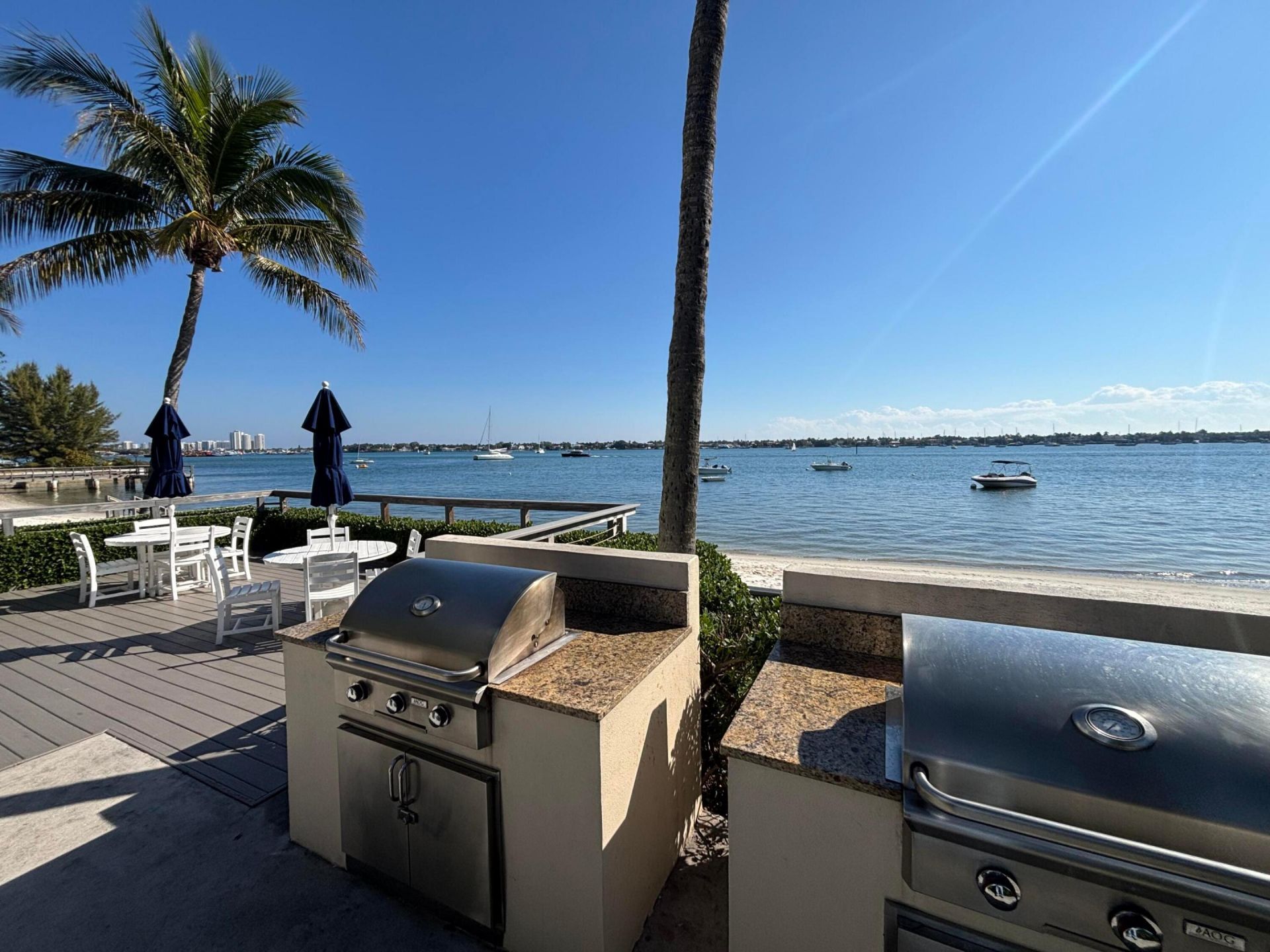 5600 N Flagler Drive, Unit 401, West Palm Beach, FL 33407 Photo