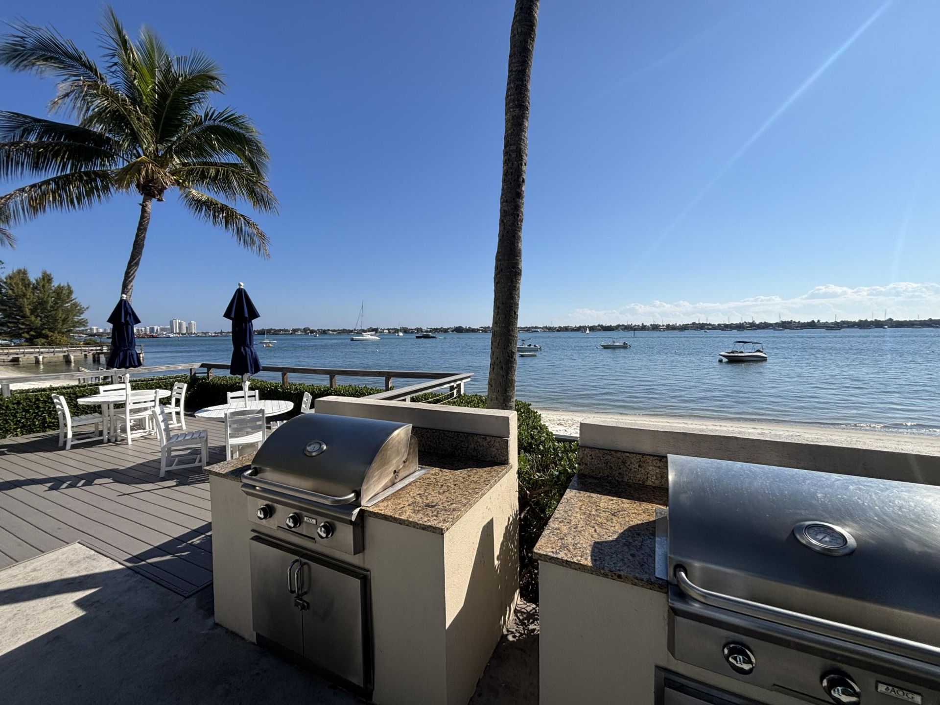 5600 N Flagler Drive, Unit 401, West Palm Beach, FL 33407 Photo