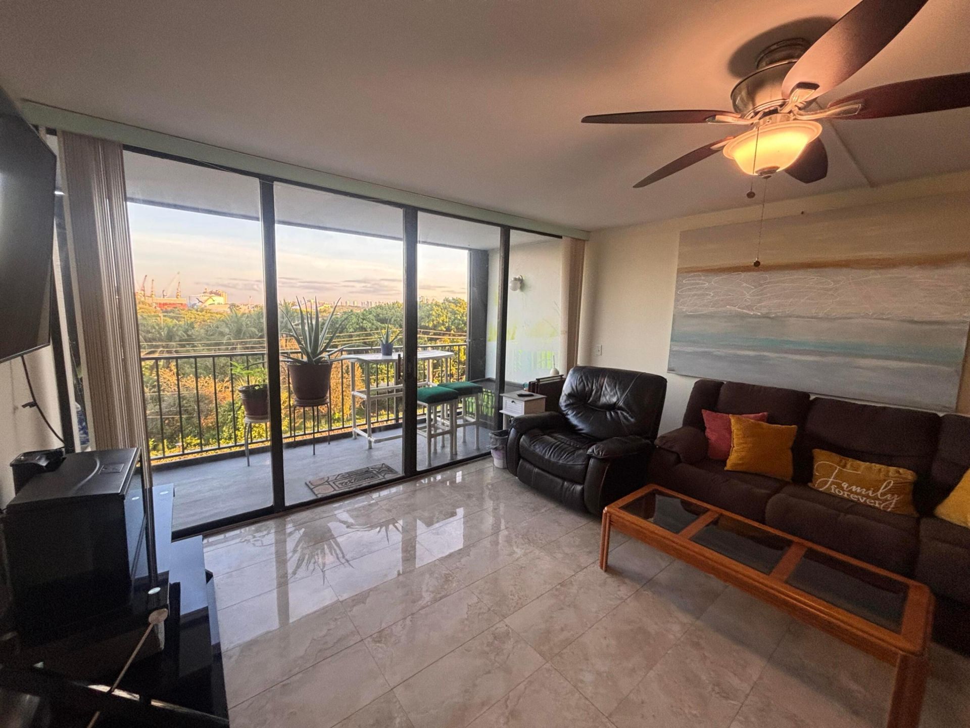 5600 N Flagler Drive, Unit 401, West Palm Beach, FL 33407 Photo