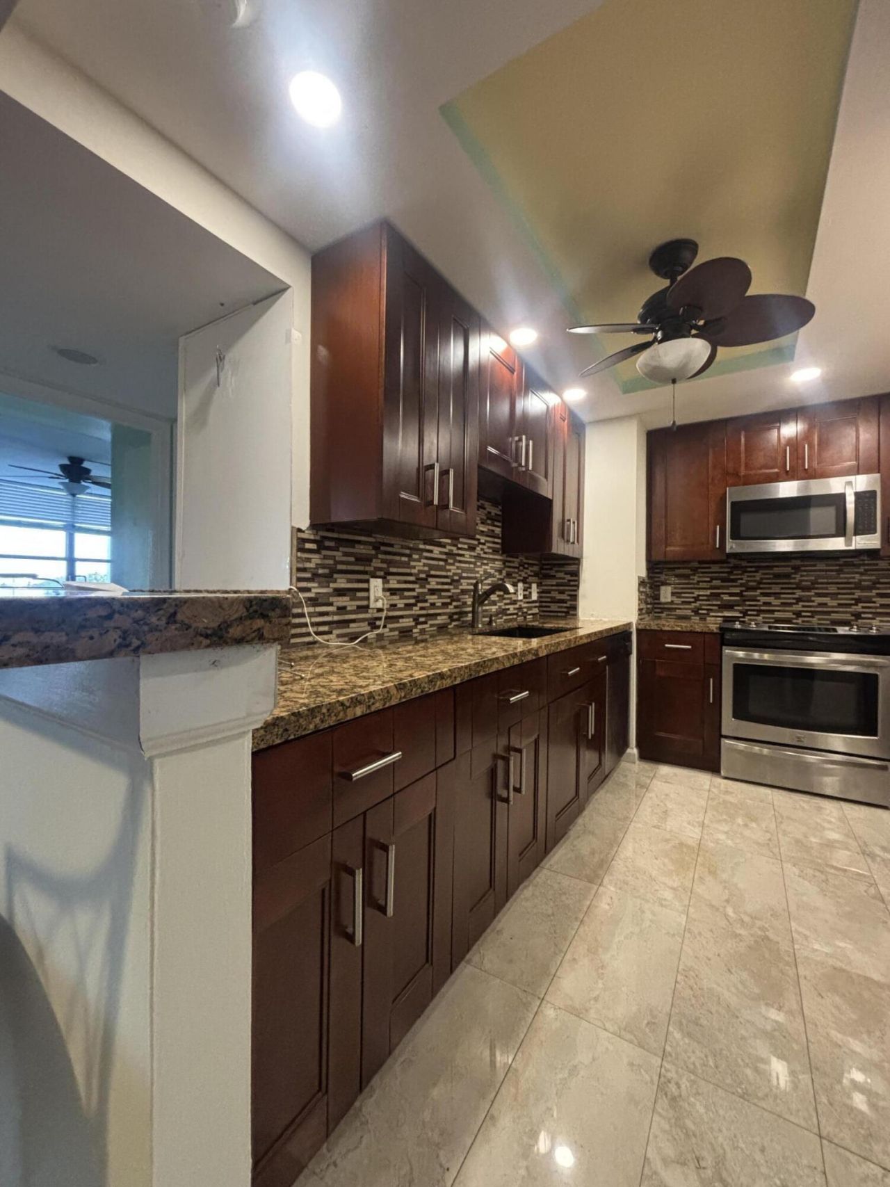 5600 N Flagler Drive, Unit 401, West Palm Beach, FL 33407 Photo