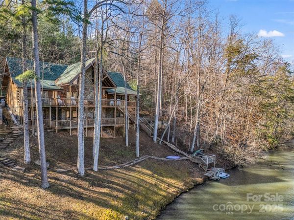 446 Rainbow Circle , Lake Lure, NC 28746