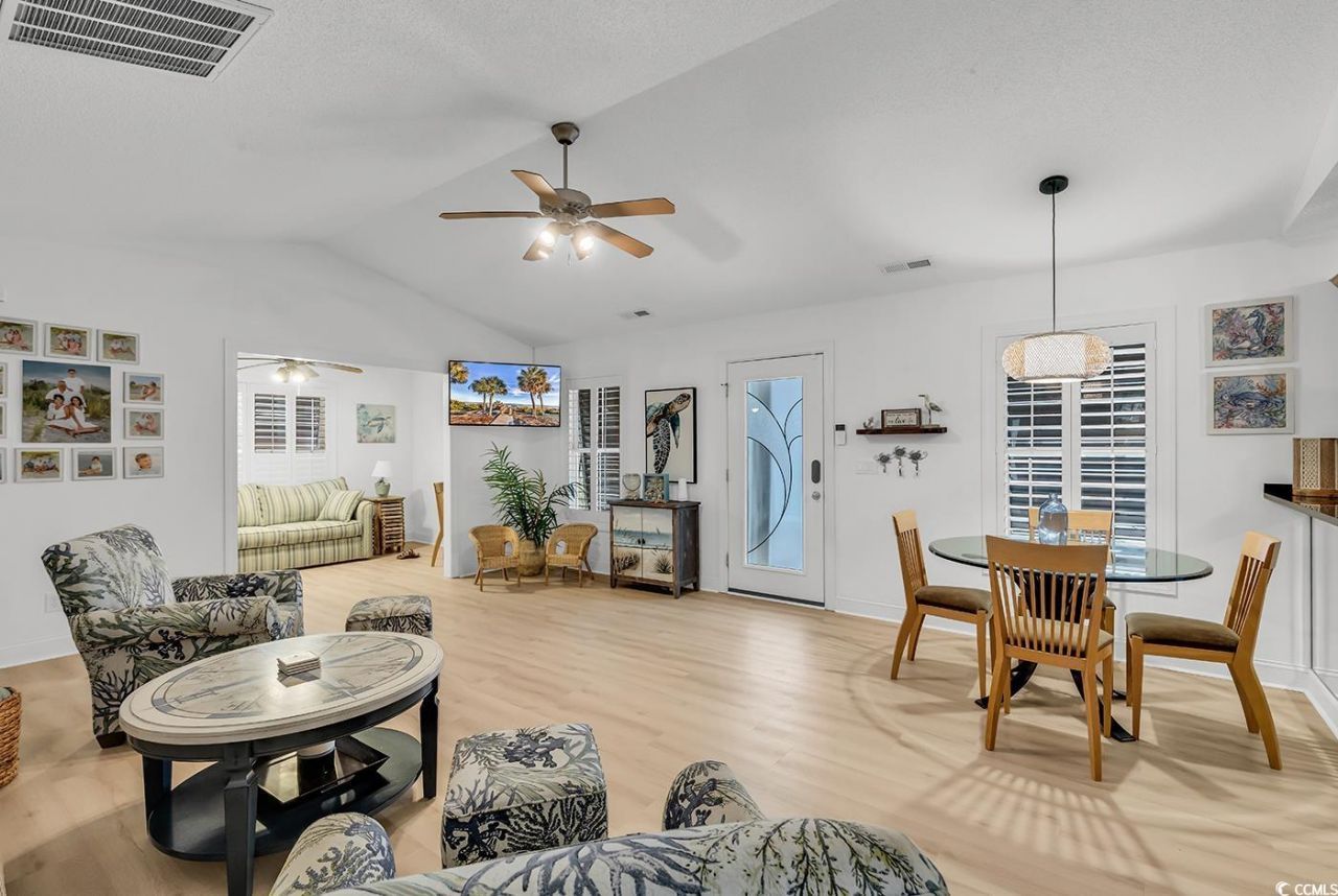 1125 Camellia Dr. Photo 4