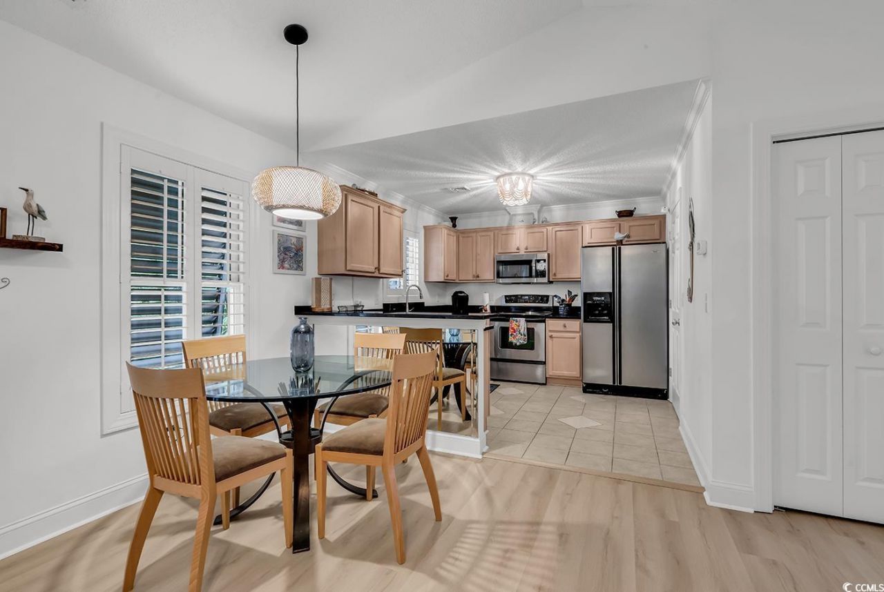 1125 Camellia Dr. Photo 8