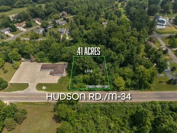 1468 Hudson Road, Hillsdale, MI 49242