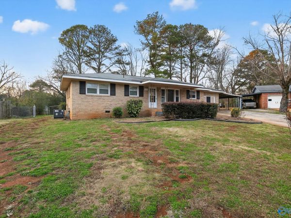 3110 S Nevel Circle NW, Huntsville, AL 35810