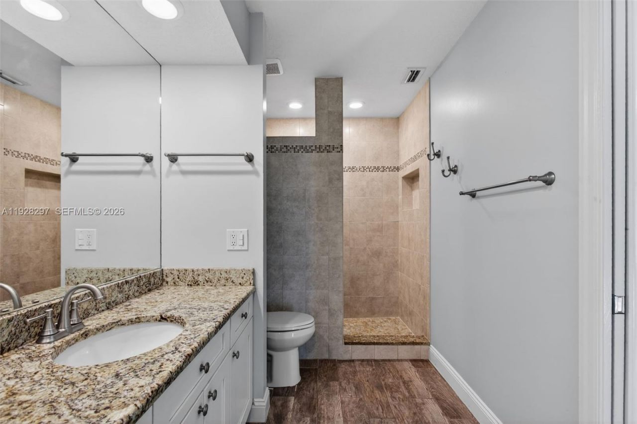 3804 SE Fairway E, Stuart, FL 34997 Photo