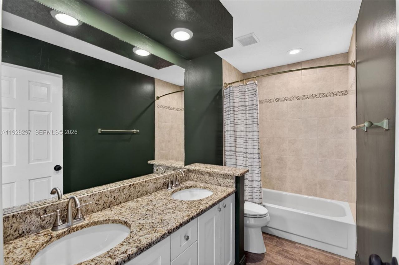 3804 SE Fairway E, Stuart, FL 34997 Photo