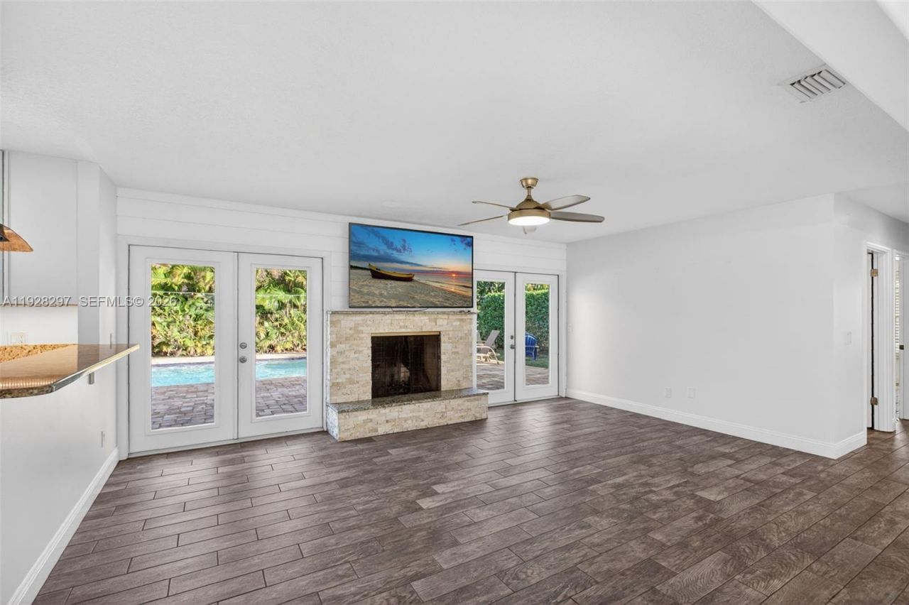 3804 SE Fairway E, Stuart, FL 34997 Photo