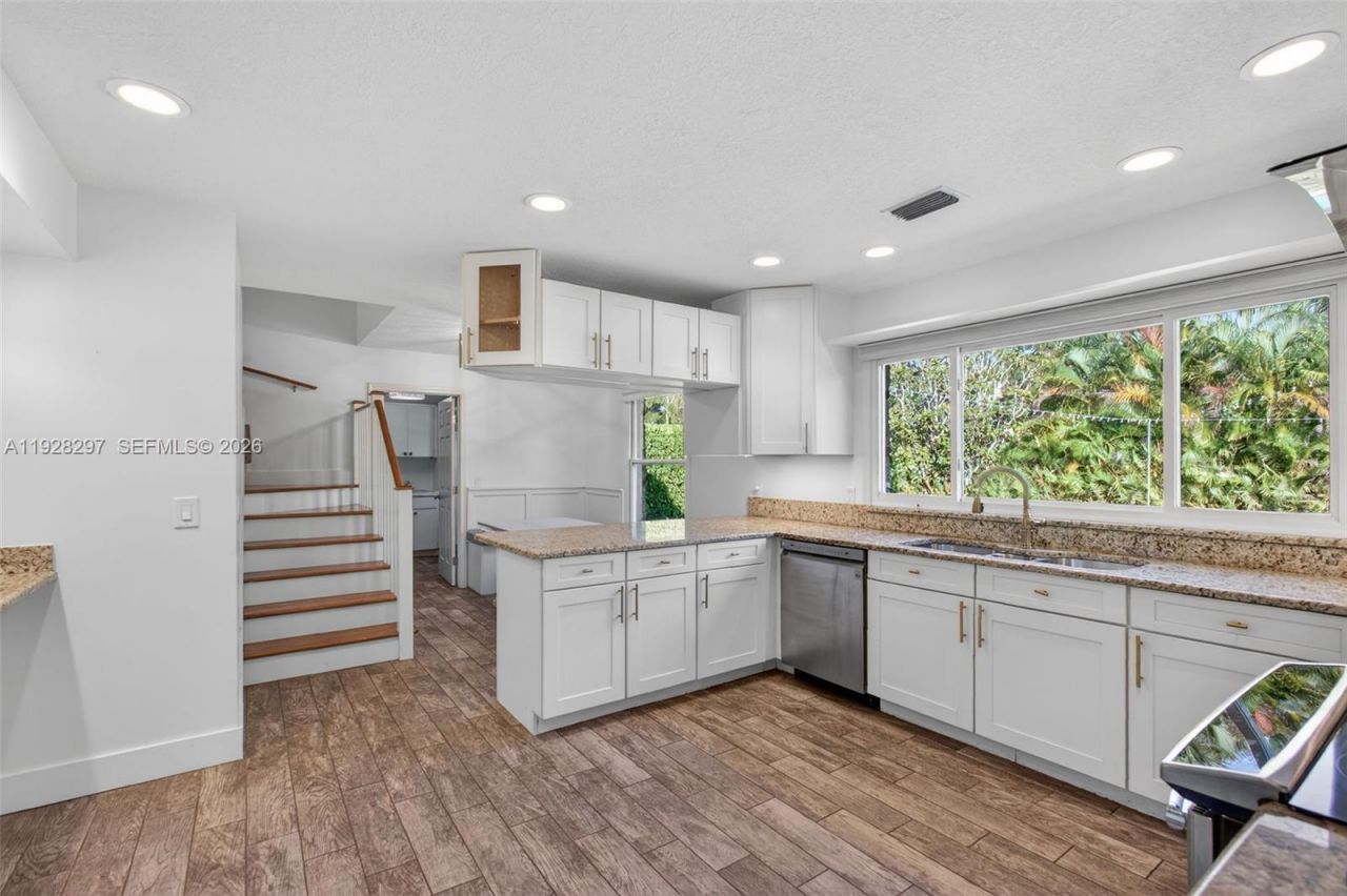 3804 SE Fairway E, Stuart, FL 34997 Photo