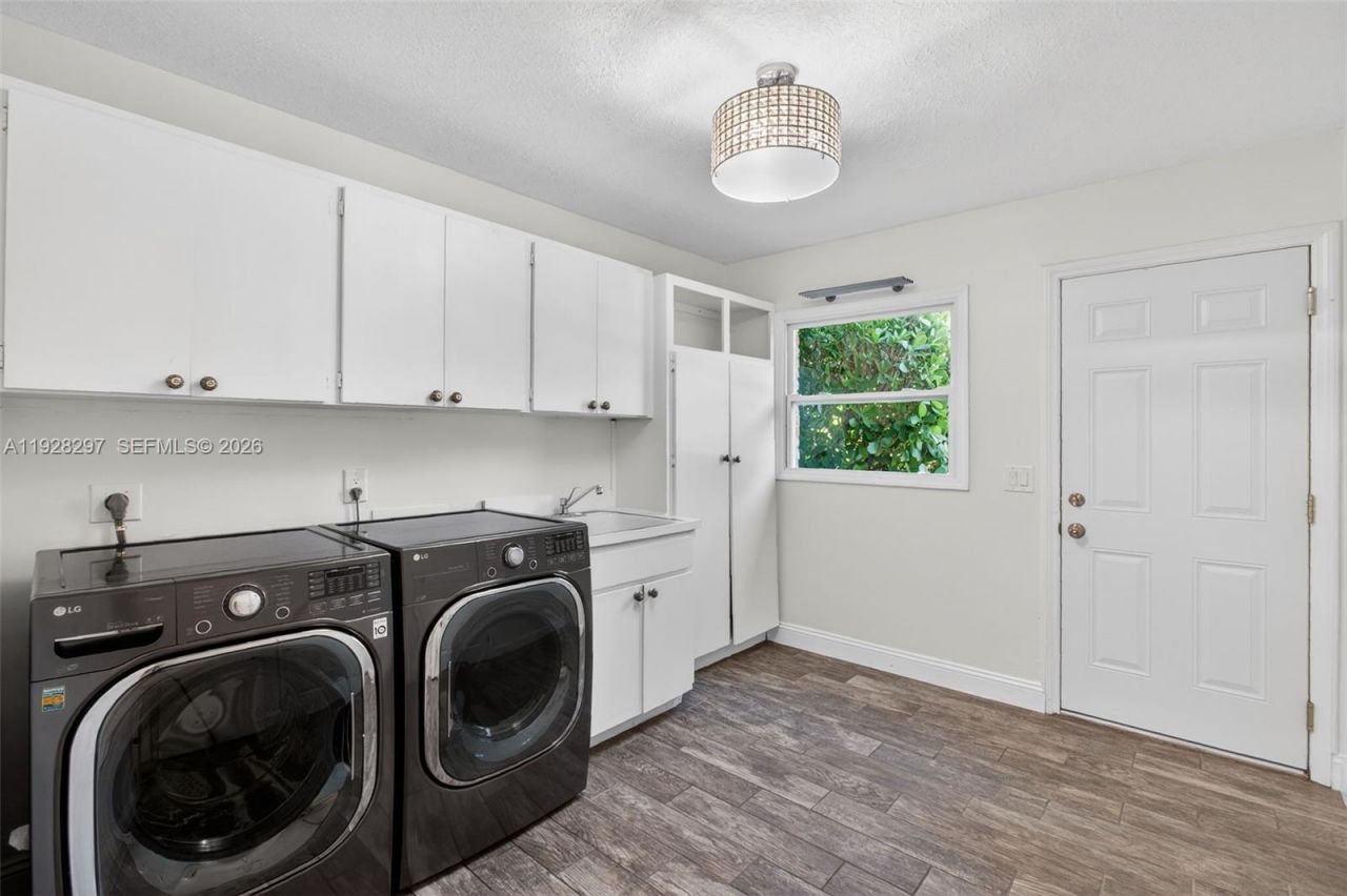 3804 SE Fairway E, Stuart, FL 34997 Photo