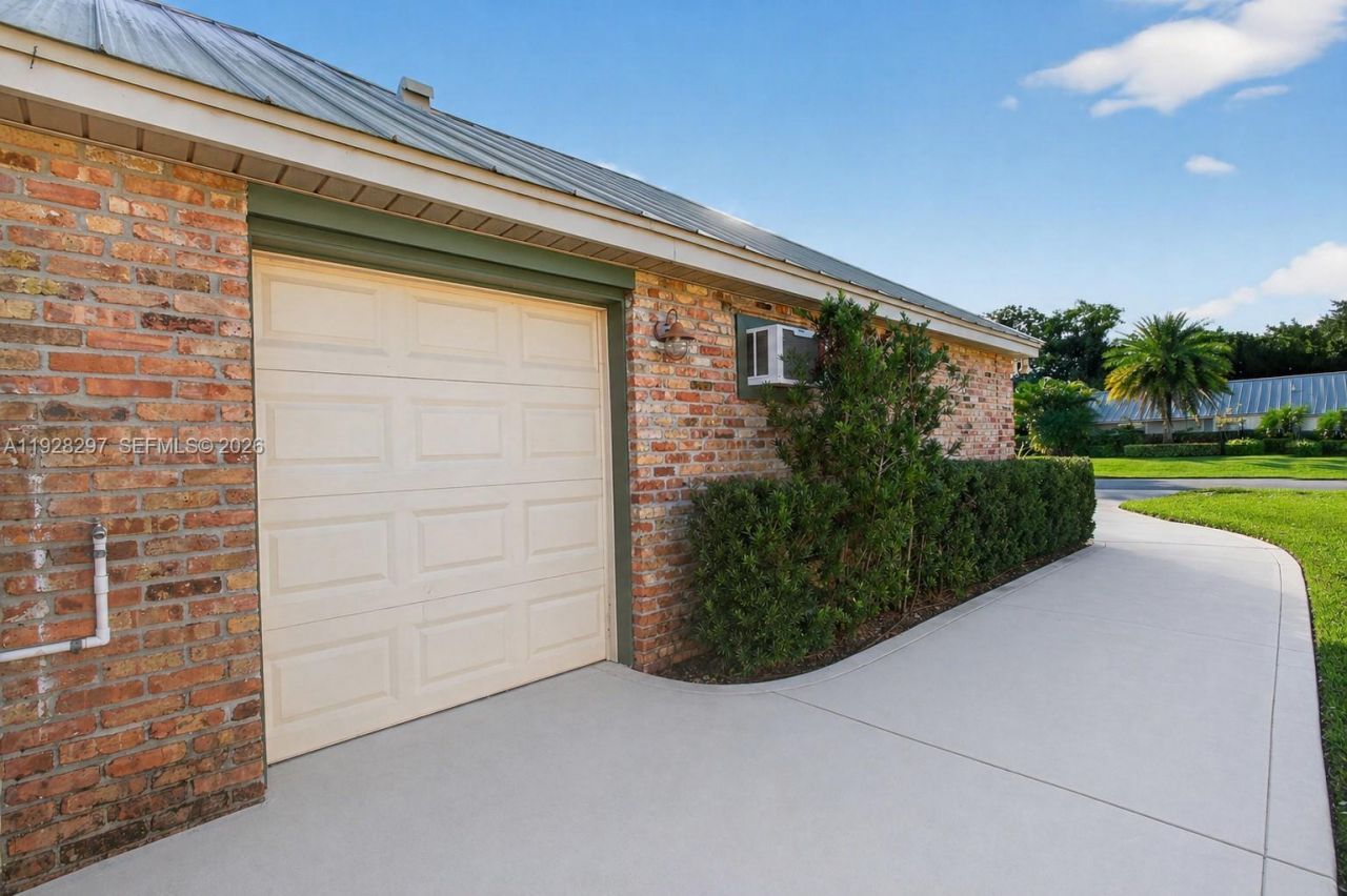 3804 SE Fairway E, Stuart, FL 34997 Photo