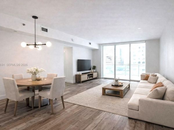 951 Brickell Ave, Unit 801, Miami, FL 33131