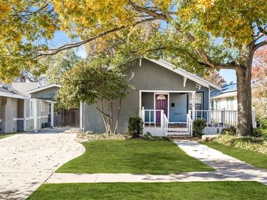 1800 Virginia Place, Fort Worth, TX 76107
