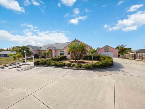 2910 HERMITAGE BOULEVARD, VENICE, FL 34292