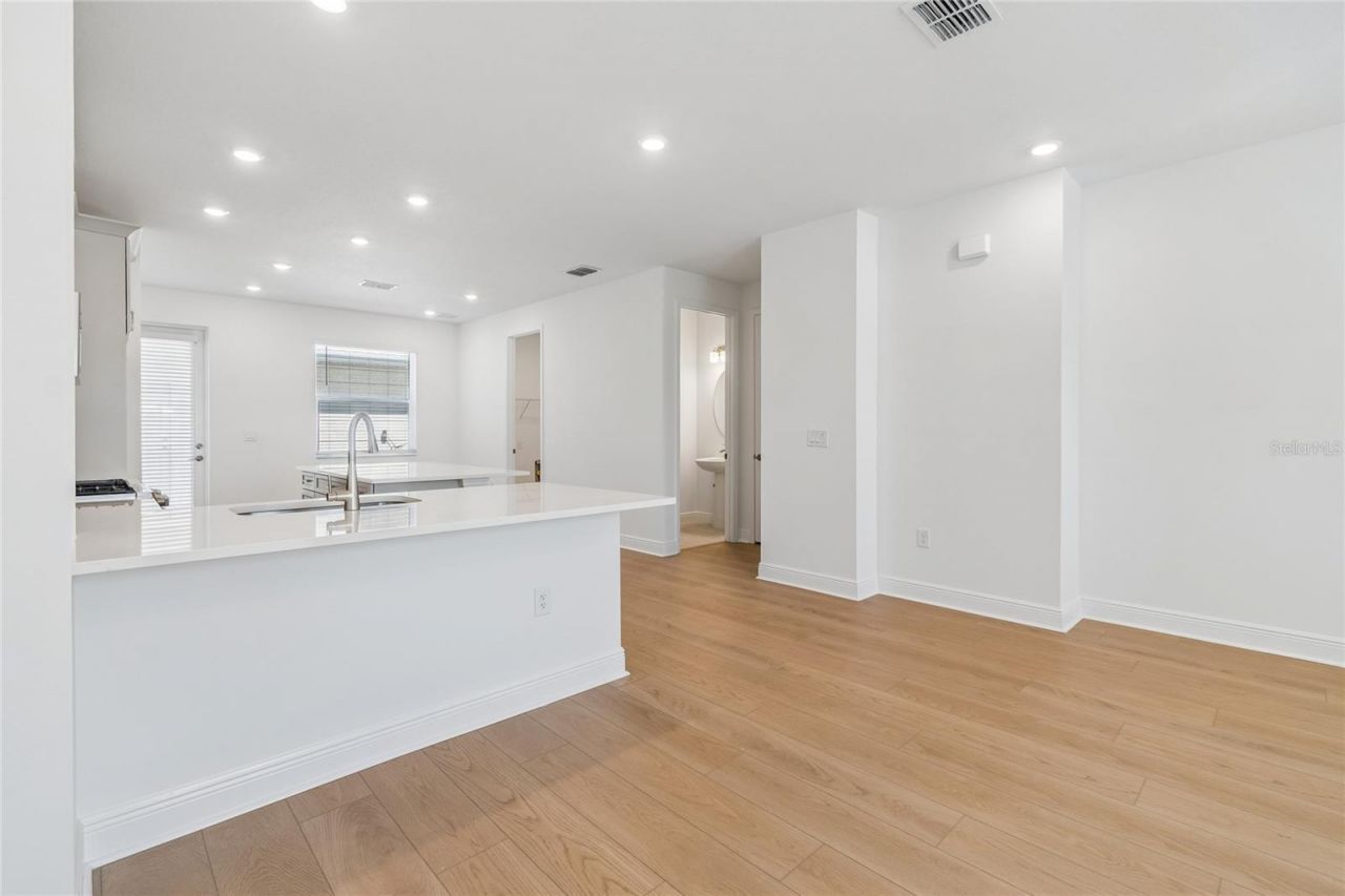 8123 Seaflower Parkway, Bradenton, FL 34210 Photo