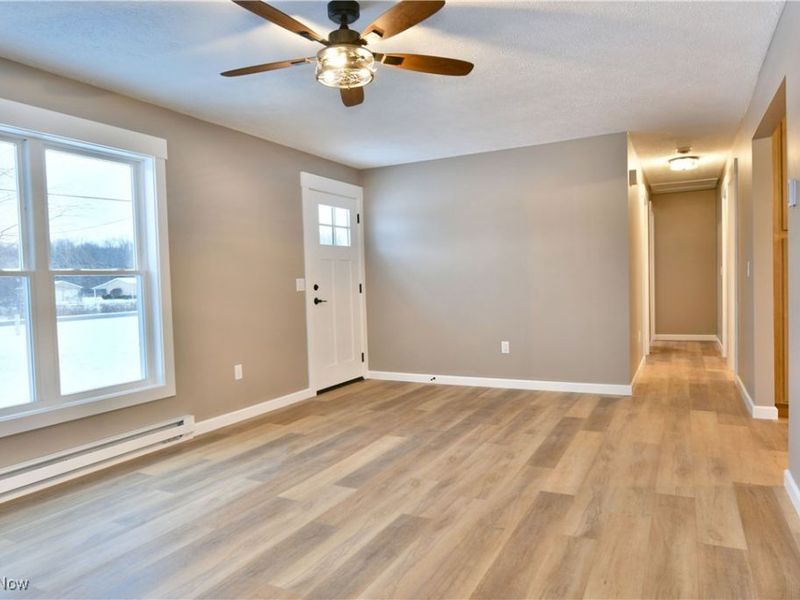 5676 Thompson Clark Road, Bristolville, OH 44402 Photo 12