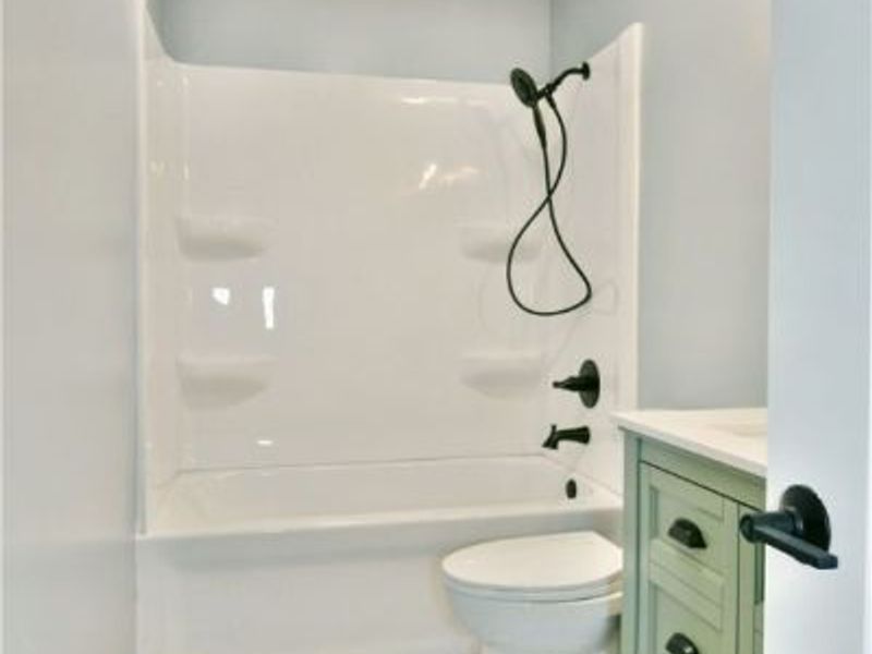 5676 Thompson Clark Road, Bristolville, OH 44402 Photo 25