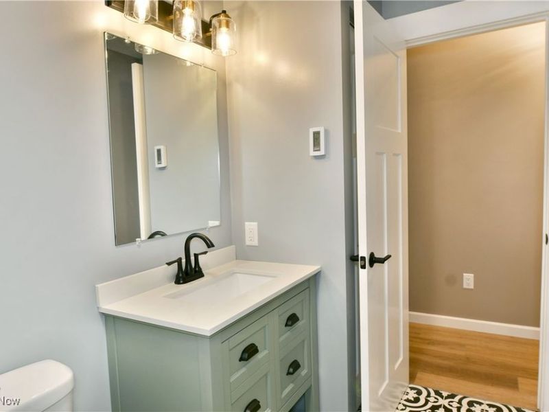 5676 Thompson Clark Road, Bristolville, OH 44402 Photo 26