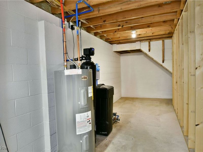 5676 Thompson Clark Road, Bristolville, OH 44402 Photo 45