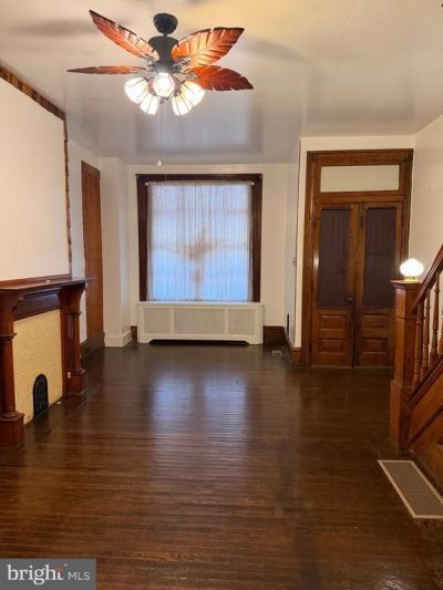 3141 N 7th Street, Philadelphia, PA 19133 Main Photo