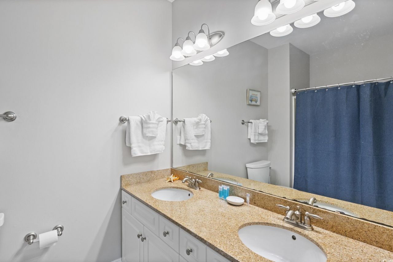 1017 World Tour Blvd. Photo 20