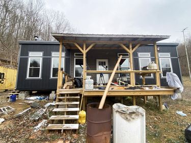 360 Sunset View Lane, Tyner, KY 40486