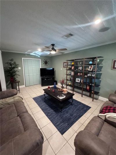 2309 DANNY Park Metairie, LA 70001