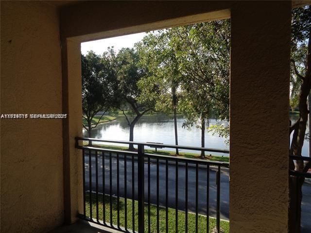 2442 Centergate Dr, Unit 205, Miramar, FL 33025 Photo