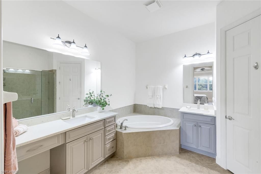 9550 Ironstone Ter, Unit 201, Naples, FL 34120 Photo