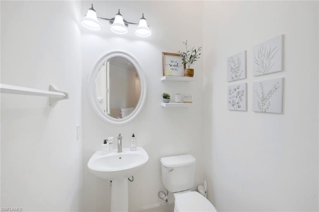 9550 Ironstone Ter, Unit 201, Naples, FL 34120 Photo