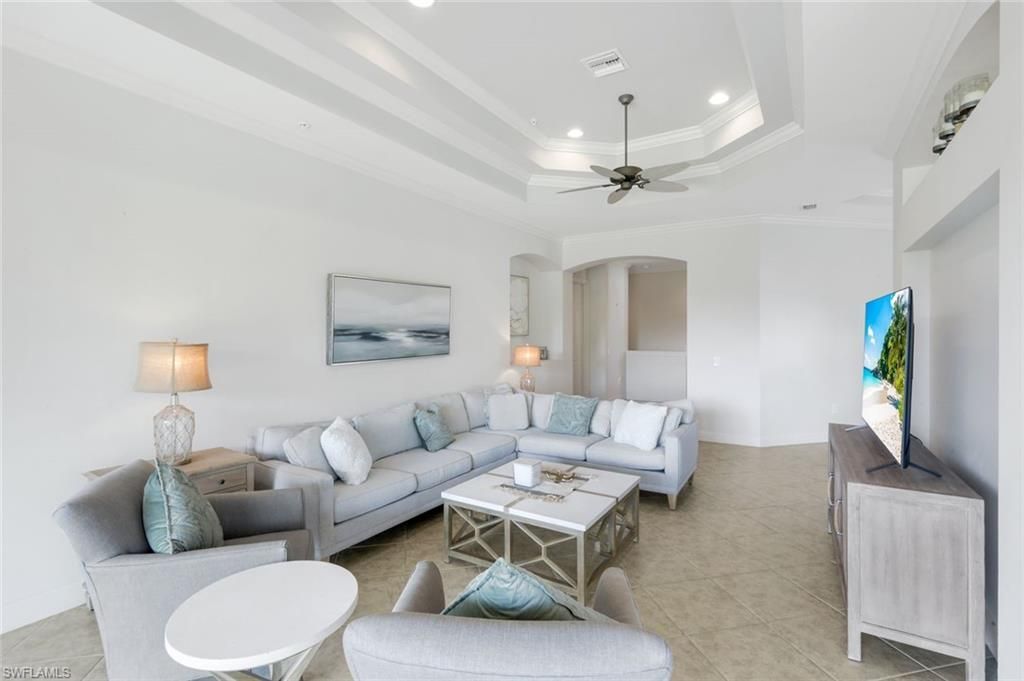 9550 Ironstone Ter, Unit 201, Naples, FL 34120 Photo