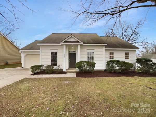 5751 Ebley Lane, Charlotte, NC 28227