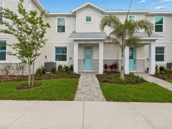 8233 SEAFLOWER PARKWAY, BRADENTON, FL 34210