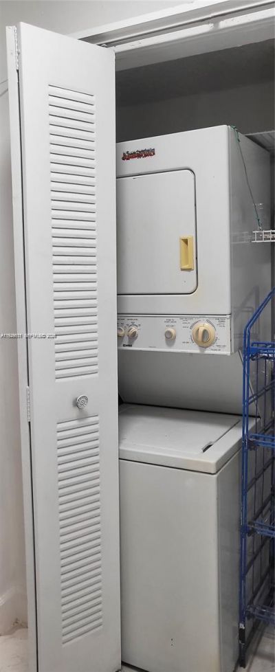 10641 SW 108th Ave, Unit 1H, Miami, FL 33176 Photo