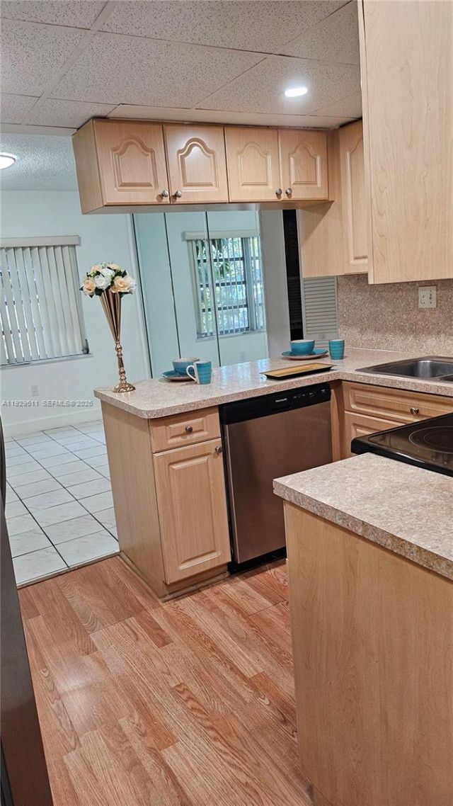 10641 SW 108th Ave, Unit 1H, Miami, FL 33176 Photo