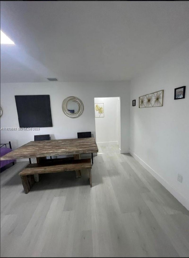 3085 NW 51st St, Miami, FL 33142 Photo