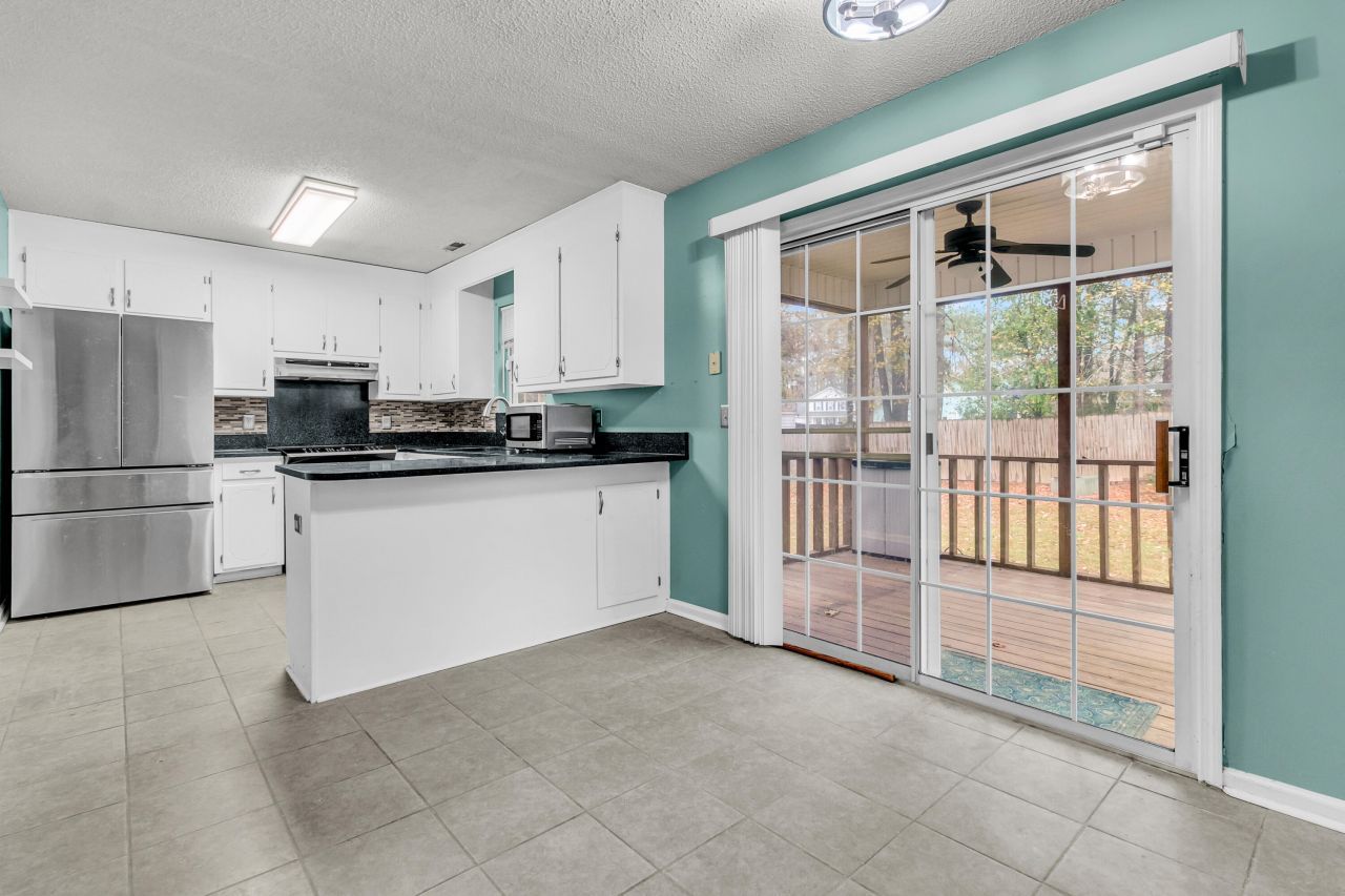 102 Outrigger Court Photo 10