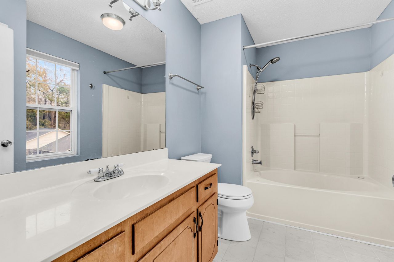 102 Outrigger Court Photo 18