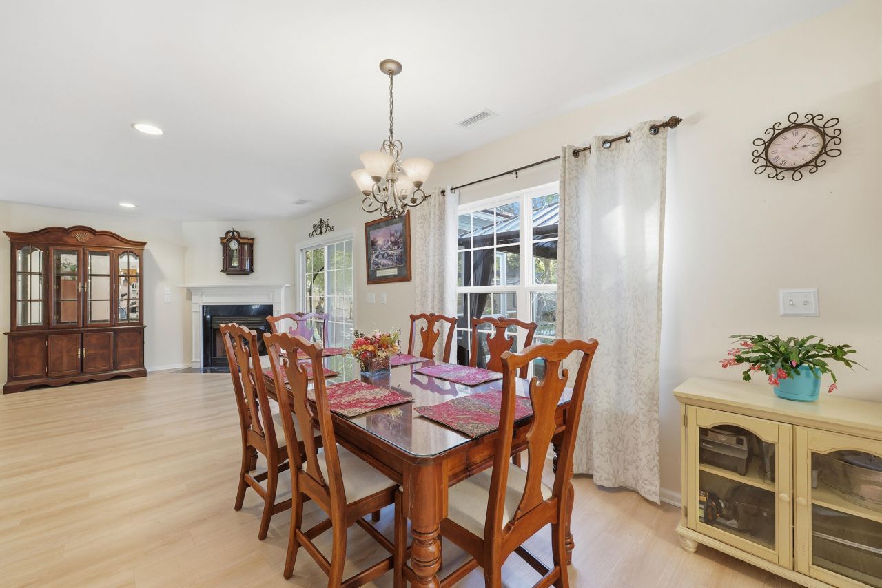 126 Oak Drive Photo 11