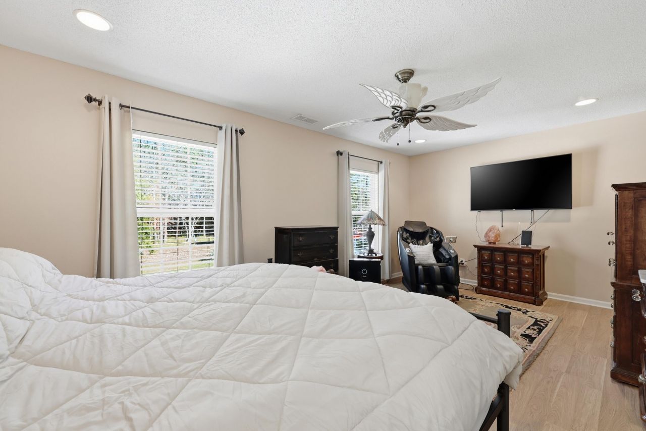 126 Oak Drive Photo 23