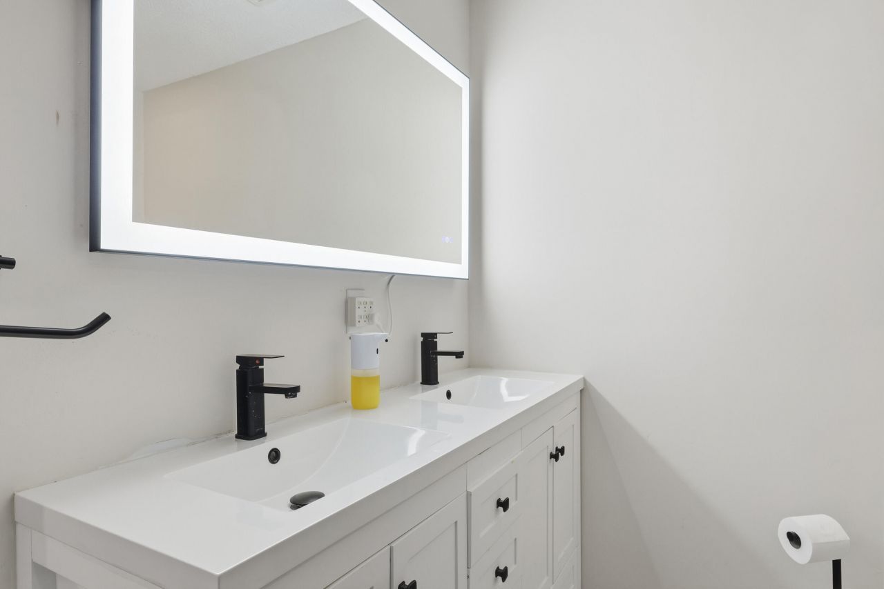 126 Oak Drive Photo 24