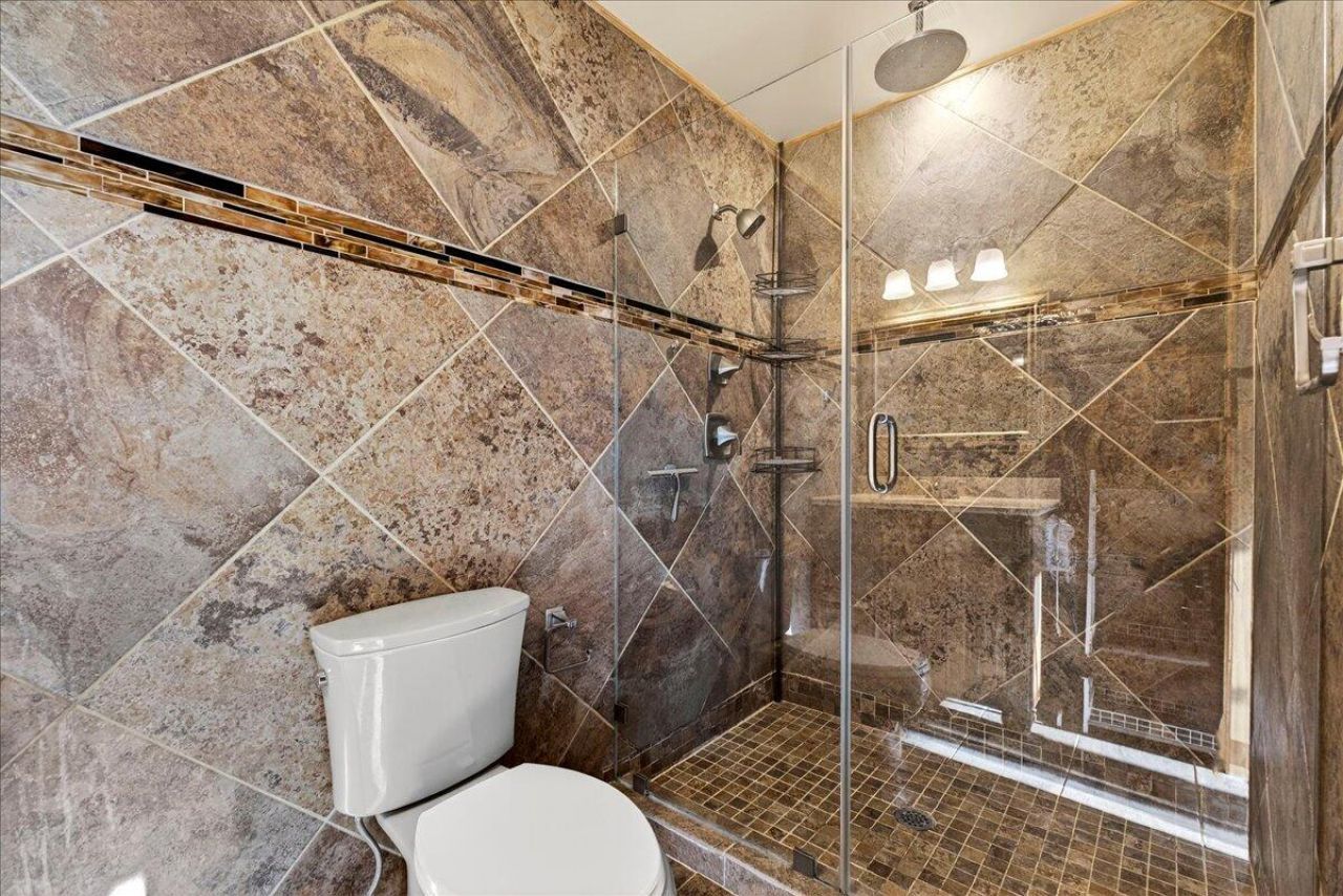 166 River Breeze Drive Photo 20