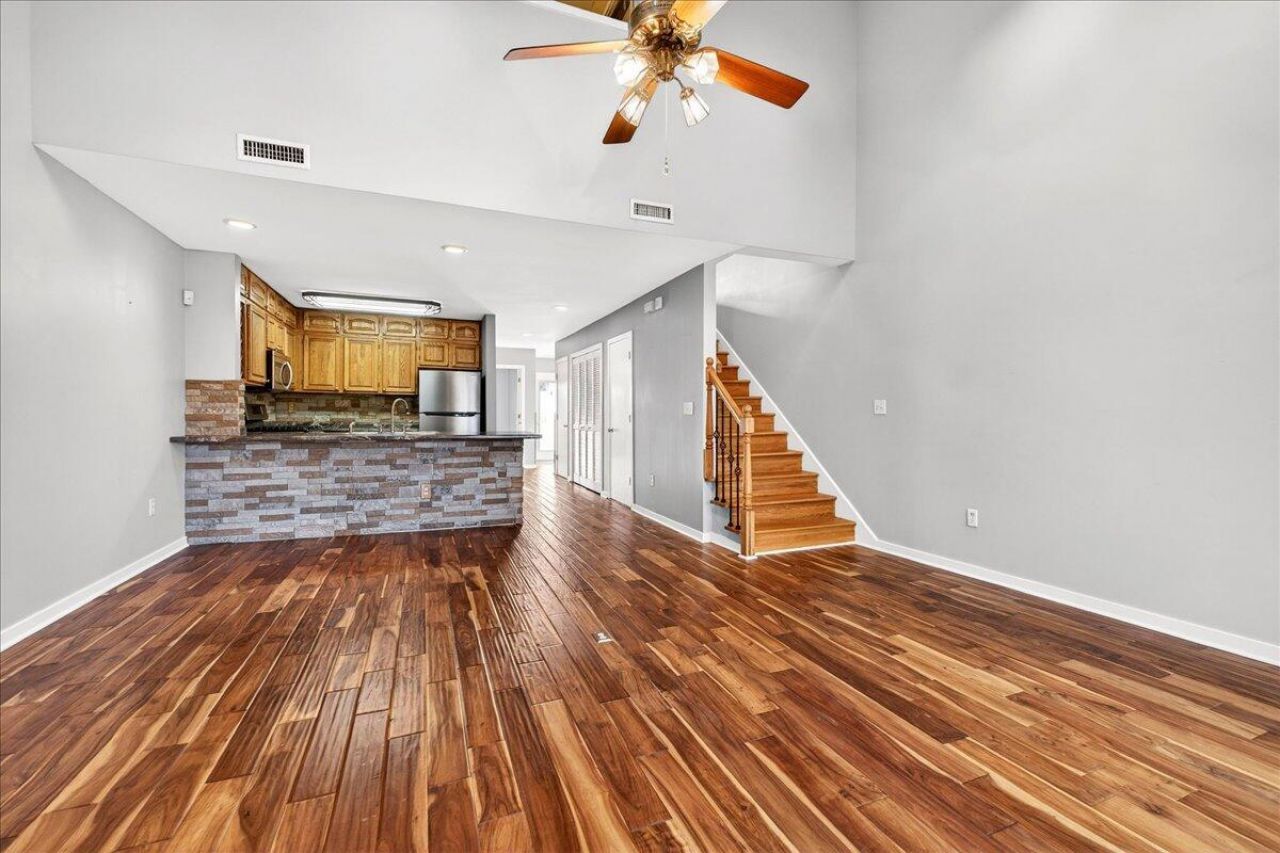 166 River Breeze Drive Photo 7