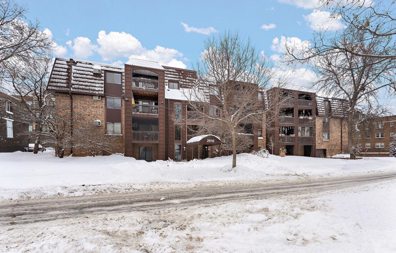 2610 Garfield Avenue, Unit 101, Minneapolis, MN 55408 Main Photo