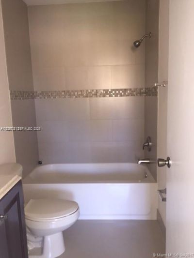 945 NE 33rd Ter, Unit 203, Homestead, FL 33033 Photo