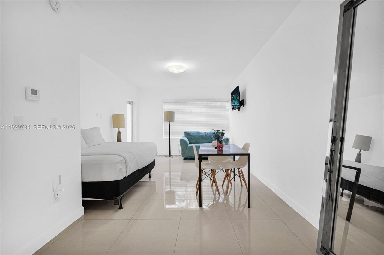 1025 94th St, Unit 9, Bay Harbor Islands, FL 33154 Photo