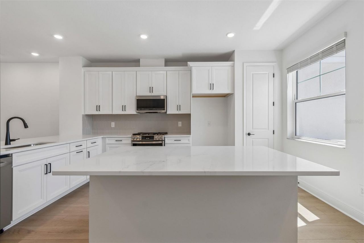 8119 Seaflower Parkway, Bradenton, FL 34210 Photo