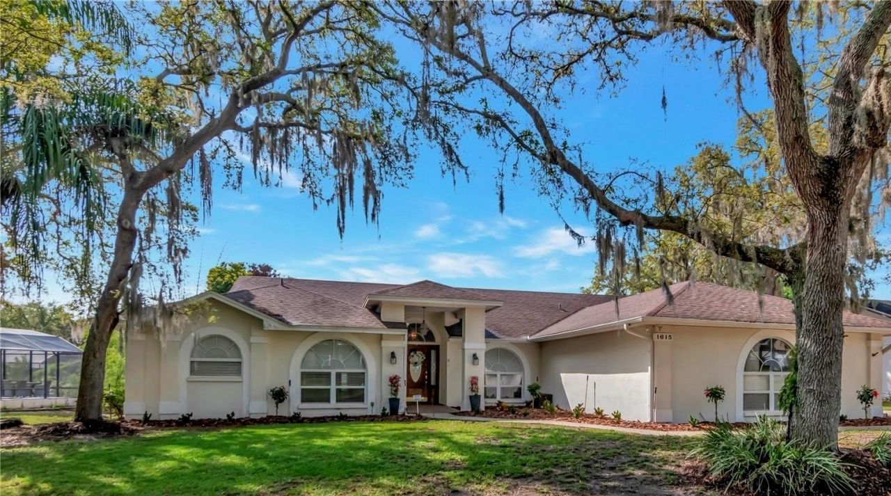 1615 Lady Bowers Trail, Lakeland, FL 33809 Main Photo