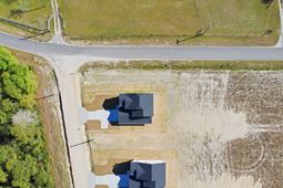 2630 Tansy Rd. photo 4